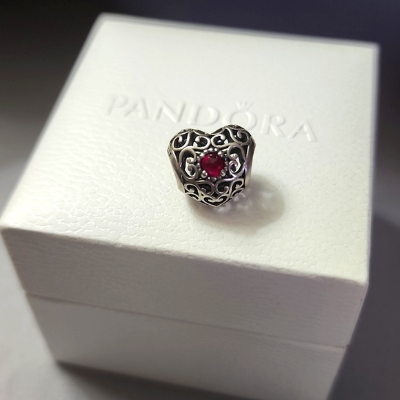 Pandora heart charm - Picture 1 of 2